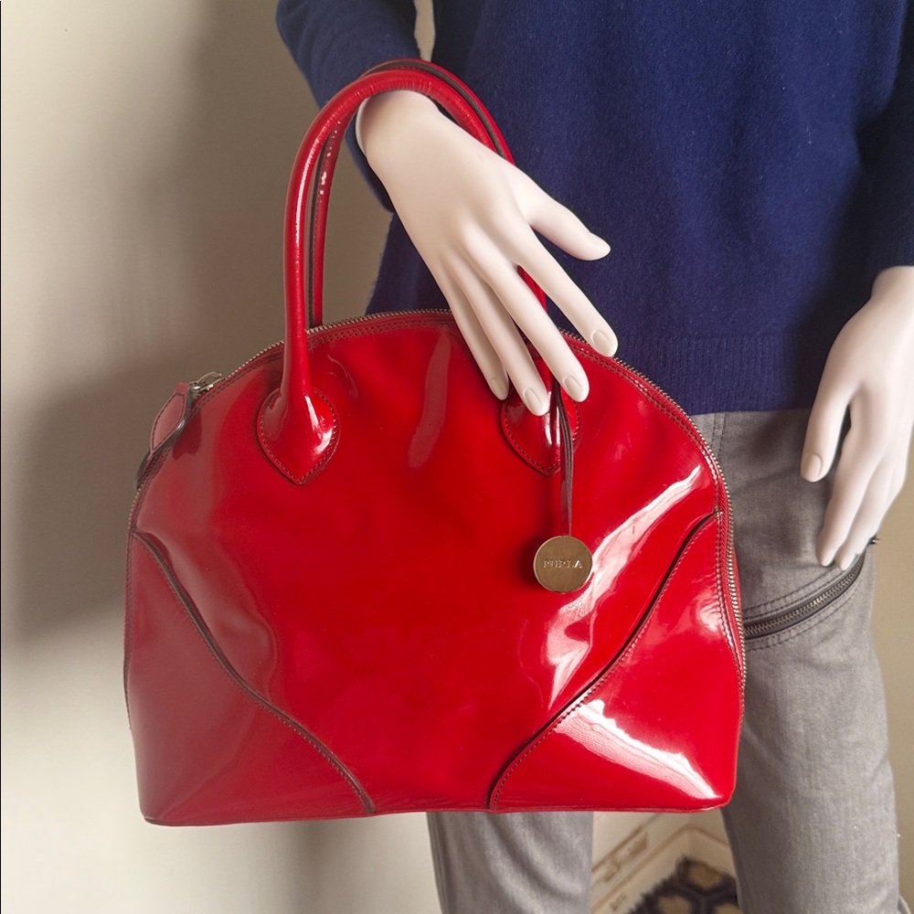 Furla 🇮🇹Red Patent Leather Handbag